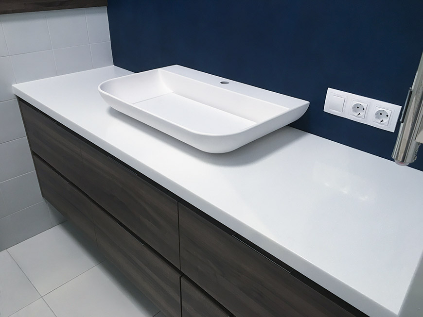 Стільниця у ванну кімнату Staron PI811 Pebble Ice – фото 1 – Modern Acrylic Stone