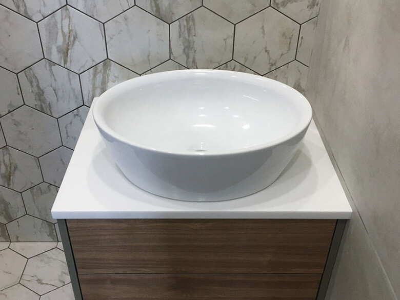 Столешница в ванную под раковину из акрилового камня Tristone S-207 Milky Sands – основное фото – Modern Acrylic Stone