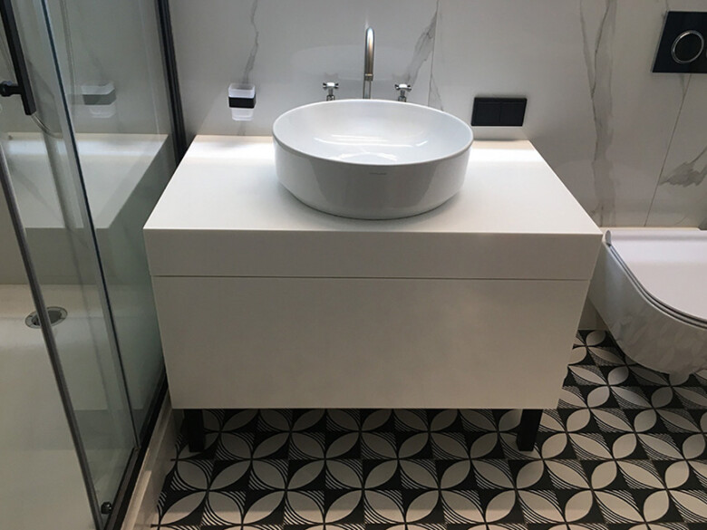 Тумба для ванни з акрилового каменю Staron Bright White BW010 – основне фото – Modern Acrylic Stone