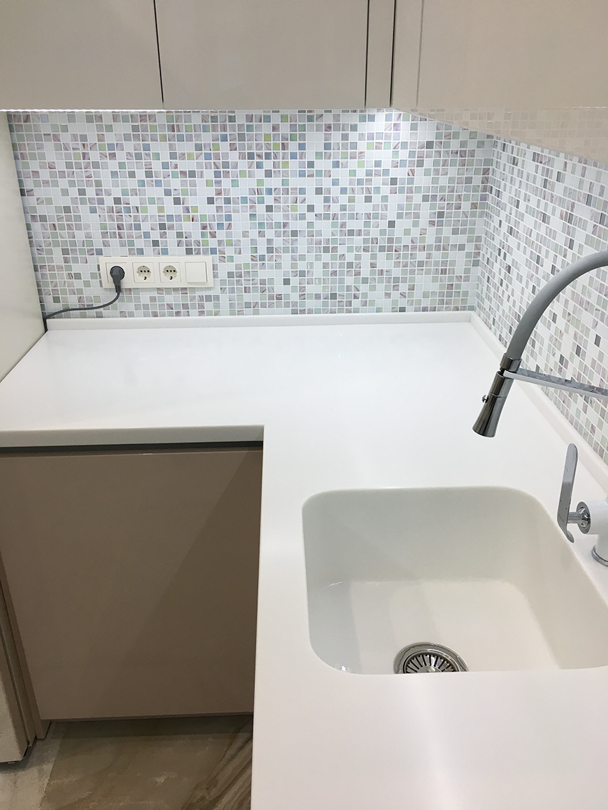 Столешница и литая мойка из акрилового камня Tristone S-203 Snow Pearl – фото 3 – Modern Acrylic Stone