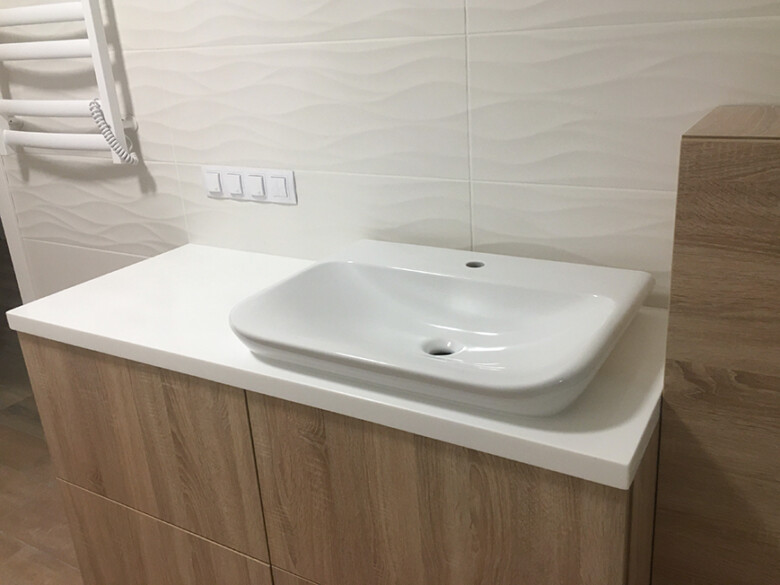 Стільниця зі штучного каменю Staron Solid BW010 Bright White – основне фото – Modern Acrylic Stone