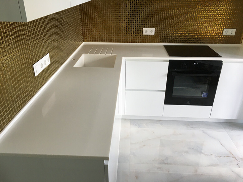Столешница с литой мойкой из акрилового камня Grandex S-203 Sparkling Sand – основное фото – Modern Acrylic Stone