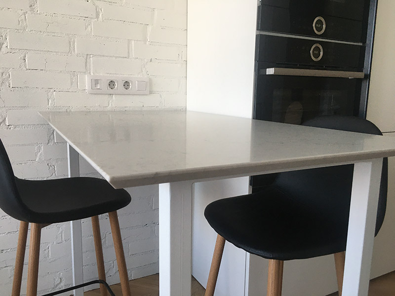 Стіл з кварцового каменю Caesarstone 5211 Noble Grey – фото 3 – Modern Acrylic Stone