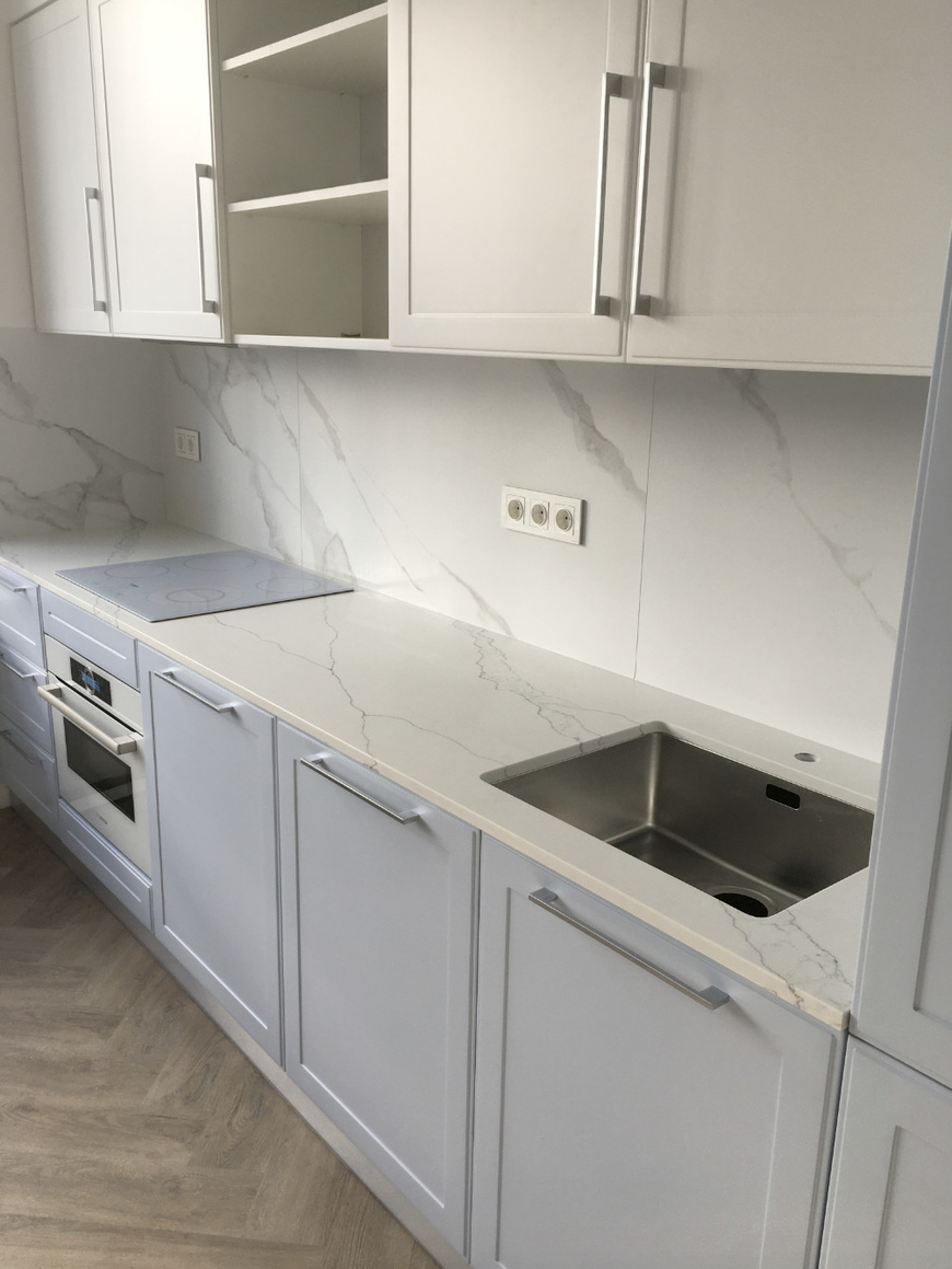 Стільниця з кварцового каменю Avant Quartz 7000 Калакатта Ено – фото 1 – Modern Acrylic Stone