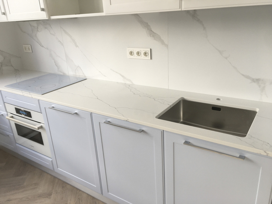 Столешница из кварцевого камня Avant Quartz 7000 Калакатта Эно – фото 2 – Modern Acrylic Stone